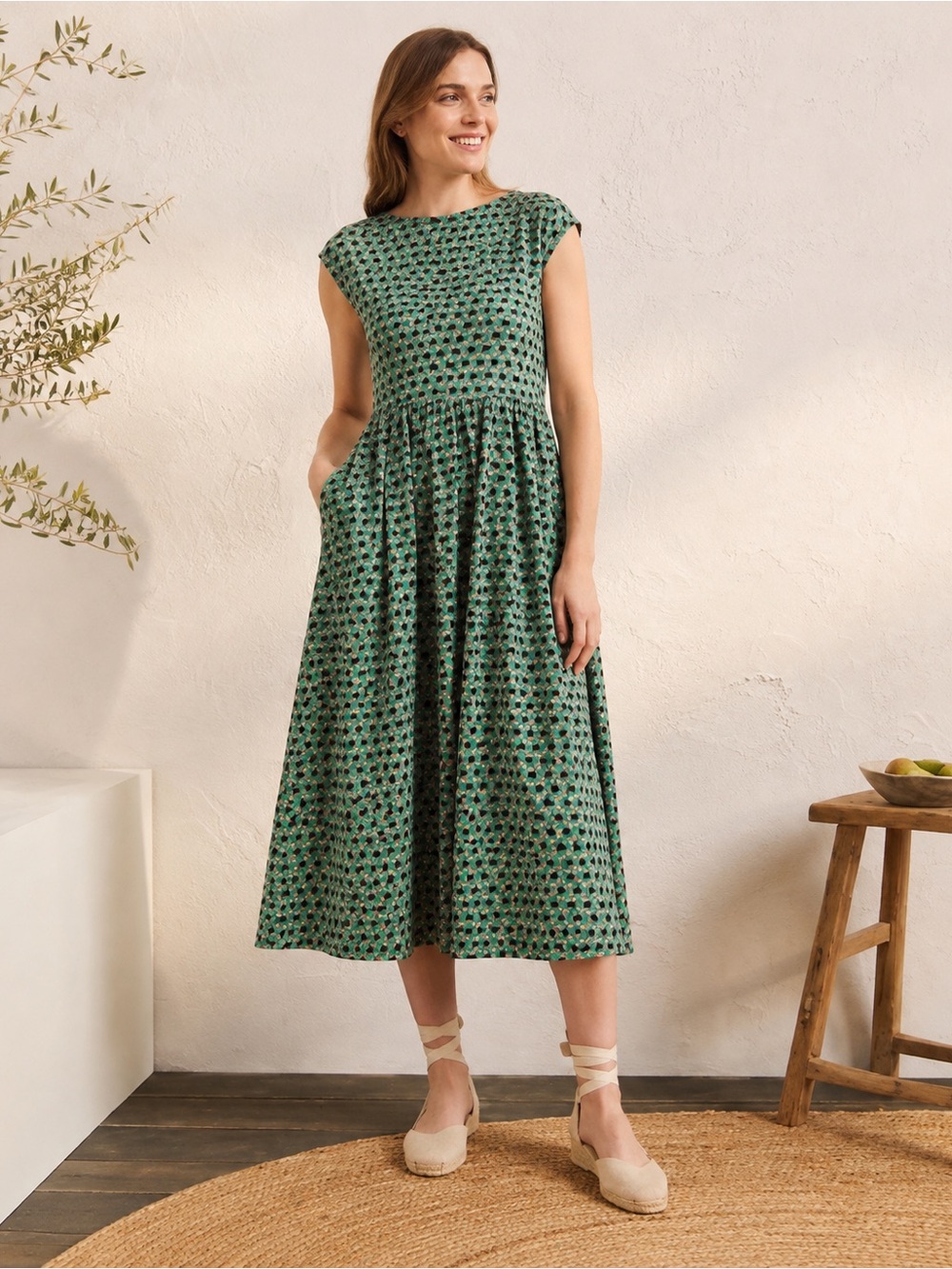 Boden Green Geometric Print Jersey Midi Dress Size 6L teacher style comfy tall
